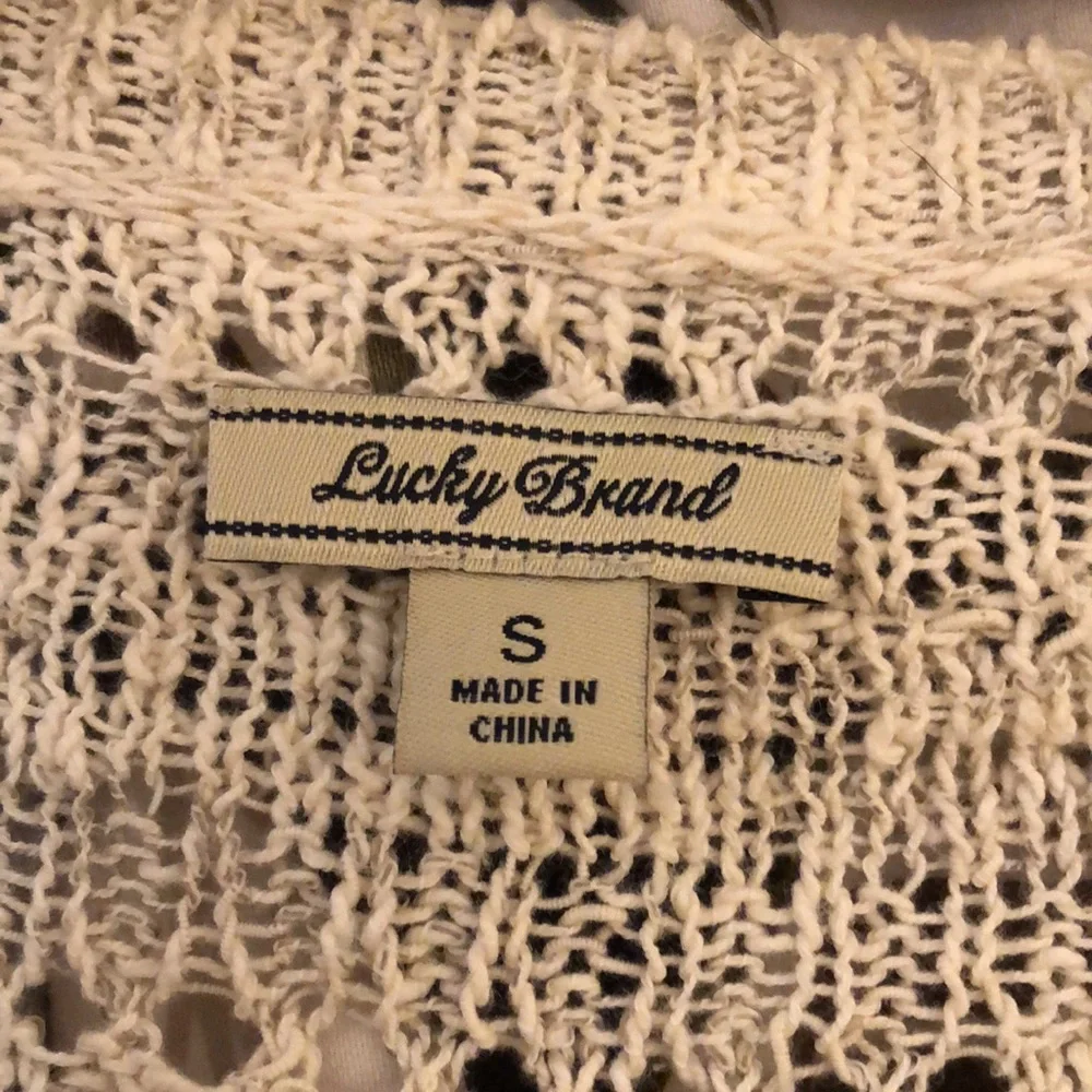 Lucky Brand sweater size Small - Picture 3 of 12